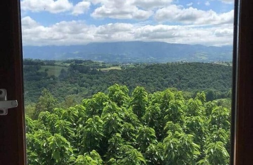 Mauvezin Ski Chalet | Happiness: gîte facing the Pyrenees