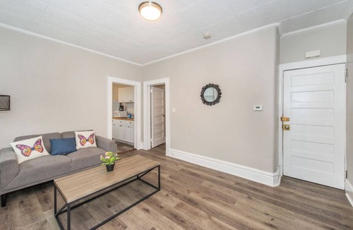 Harrison Apartment | Happiness in Harrison