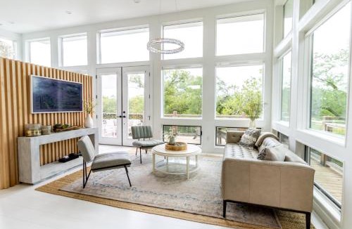 Blanco House | Happiness Ranch - Cypress Tree House