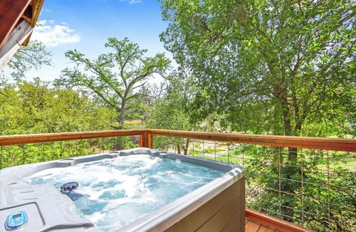 Blanco House | Happiness Ranch - Cypress Tree House | Modern Couples Getaway in Blanco!