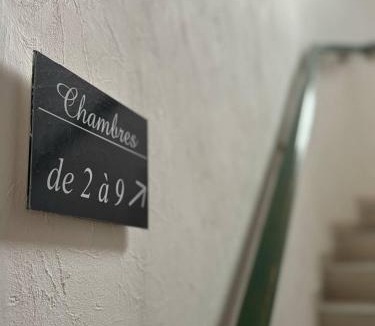 Saint-Michel-en-l'Herm Hotel | Happy Break