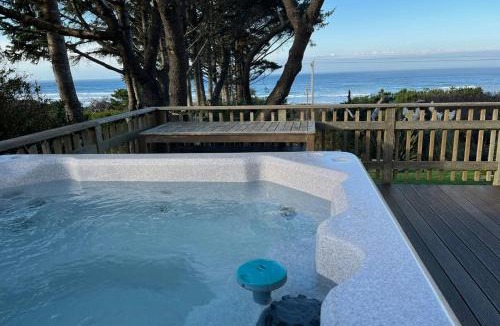 Waldport House | Happy Clam