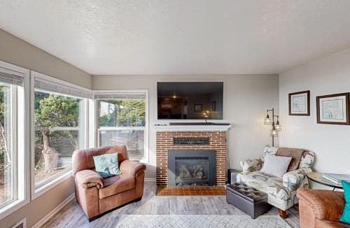 Waldport House | Happy Clam