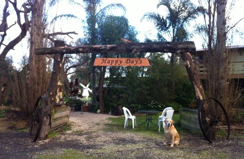 Tinamba Hotel | Happy Days Accommodation