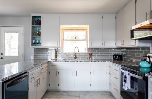 Fredericksburg House | Happy Days | Pet-friendly | Great Location