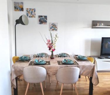 Bussy-Saint-Georges Apartment | Happy Dream Family - 6pers à 10min de Disney