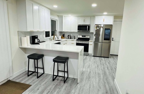 Mukilteo House | Happy Gathering House