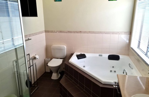 Wallaroo Hotel | Happy Gilmore, Wallaroo