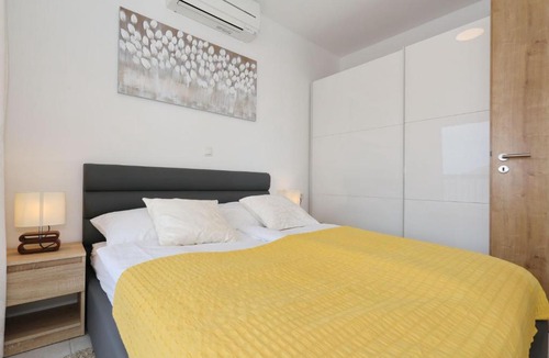 Sukosan Apartment | Happy Haven House
