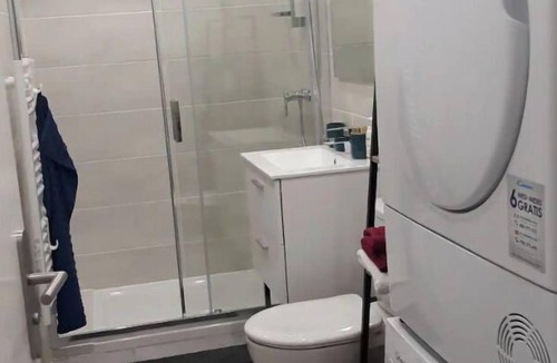 Lunel Bed & Breakfast | Happy Home For You Lunel : Nice Suite with parking.