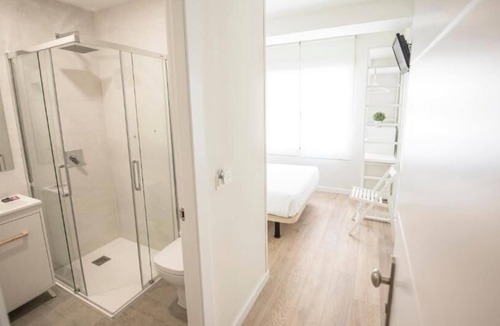 Burgos Hostel | Happy Hostal Carrales