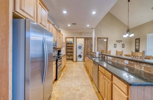 Concan House | Happy Hour @ Frio Premier Rental Homes