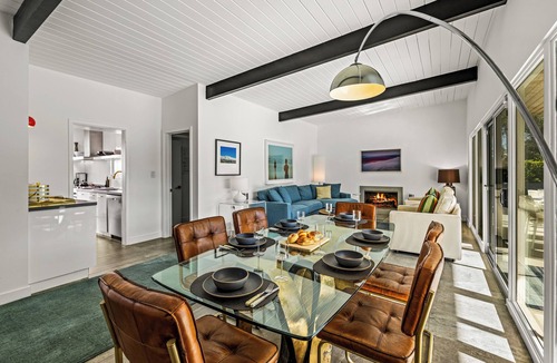 Racquet Club Estates House | Happy Hour - Iconic Mid Mod Palm Springs