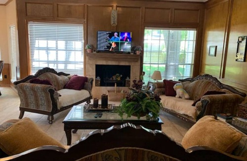 Houston House | Happy Houston Homestead