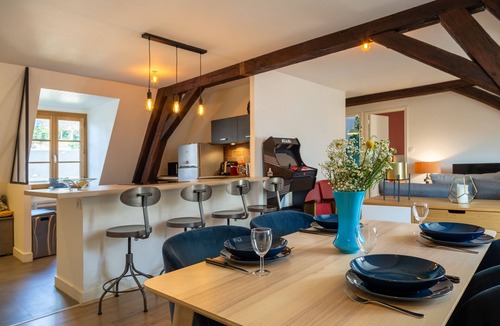 Blois Apartment | "Happy Loft" - Historical center + private parking