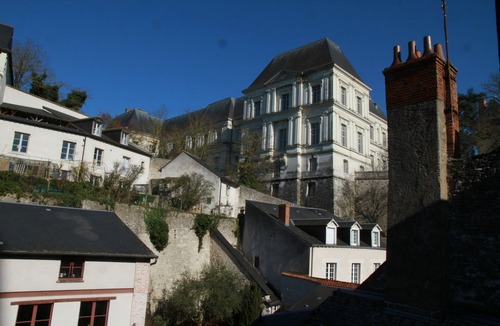 Blois Apartment | "Happy Loft" - Historical center + private parking