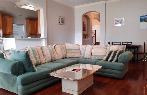 Pearland House | Happy man's 6-bedroom comfortable home