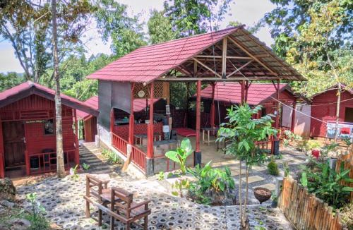 Argosari Cabin | Happy Monkeys Village