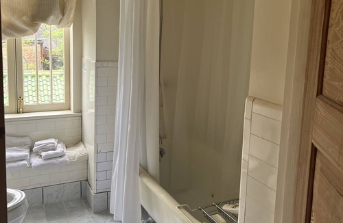 Seventh Ward Bed & Breakfast | Happy Place BnB