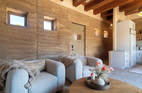 Tesuque House | Happy Ram: Views! Beautiful. Peaceful. Upscale. Secluded.