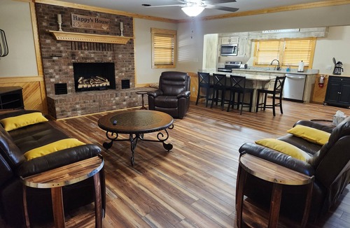 Benson Other | Happy's House-On the farm with Broadslab Distillery & The Barn at Broadslab