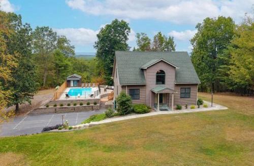 Cocolamus House | Happy Trails House