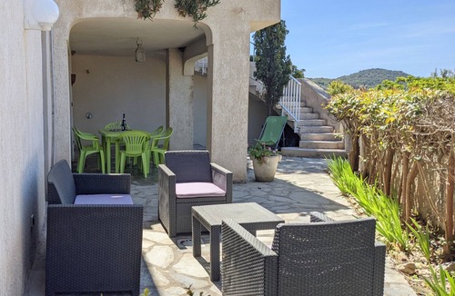 Verghia Apartment | Happyfew La petite Acacia