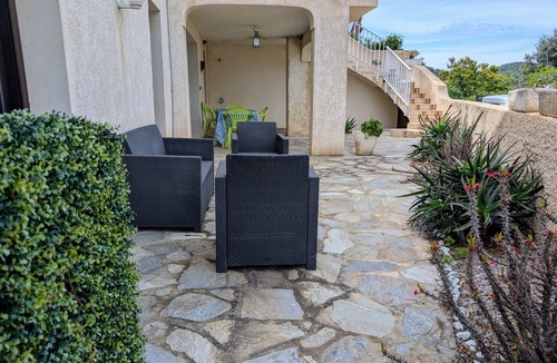 Verghia Apartment | Happyfew La petite Acacia