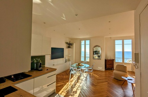 Fabron Apartment | Happyfew Palazzo del sol