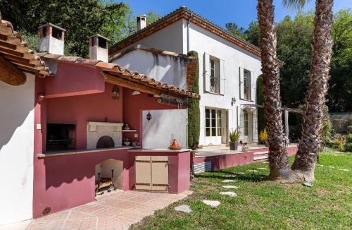 Saint-Martin-du-Var Villa | HappyFew Villa Lila