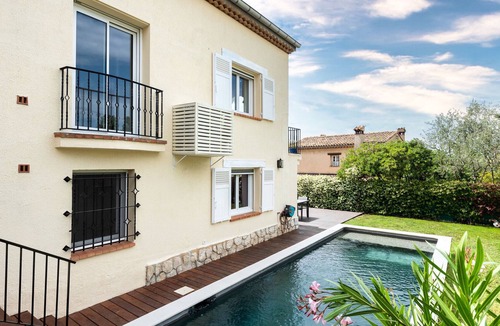 Caucade Villa | Happyfew VILLA LE COLOMBIER