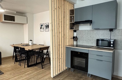 Chessy House | HappyStay Family House by Dream Apartments