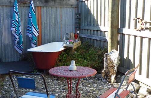 Hapuku Cabin | Hapuku Carriages Kaikoura