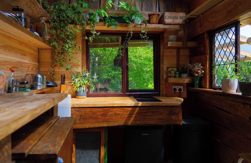 Abergele Cabin | Hapus Hideaway Retreat Site, Sleeps 29