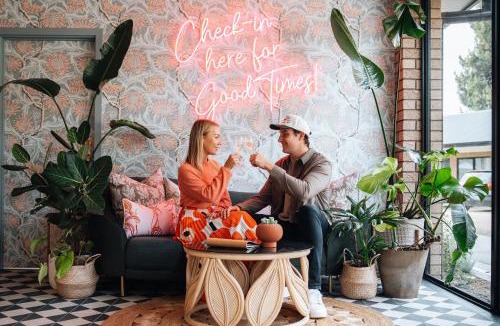 Bright Hotel | Hara House