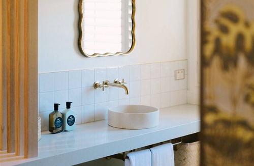 Bright Hotel | Hara House