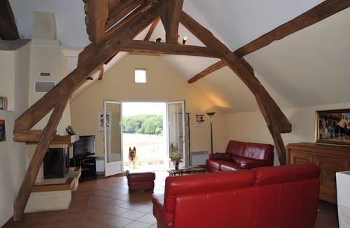 Poligny House | Haras De La Fontaine Datcha Holiday Home