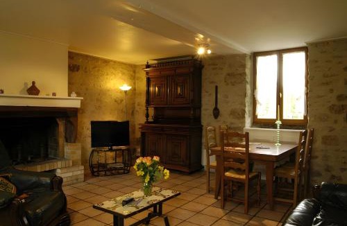 Poligny House | Haras de la fontaine Diva