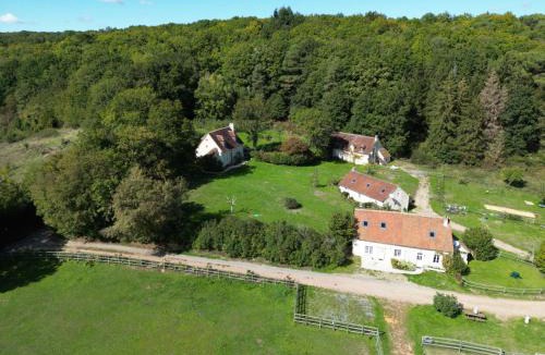 Colonard-Corubert House | Haras du Chêne