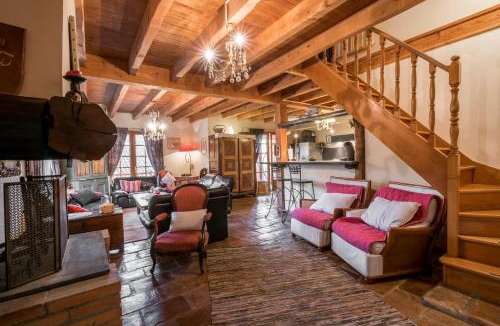 Lasserre House | Haras Picard Du Sant Le Chalet