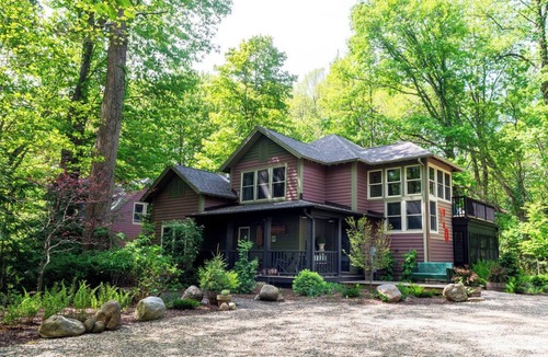 Harbert House | Harbert Home & Guest House-just steps to the beach!