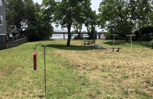 Willoughby Spit House | Harbor Delight on the Bay - All the modern amenities plus a Private Sandy Beach!