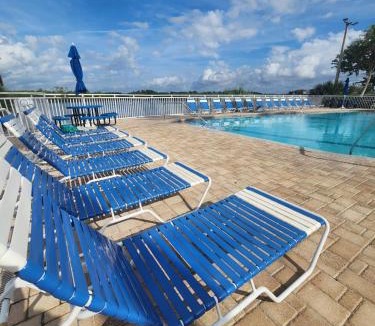 Ruskin Apartment | Harbor Haven Escape