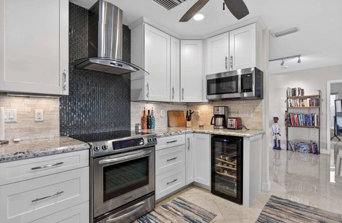 Imperial Point House | Harbor Haven – Home for 7