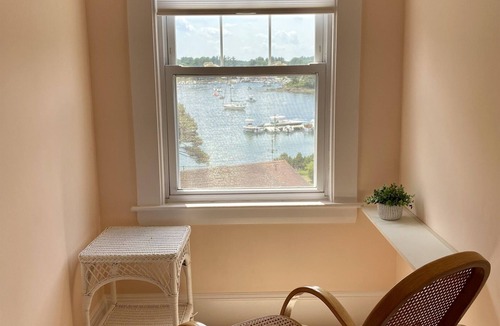 York Harbor House | Harbor Haven