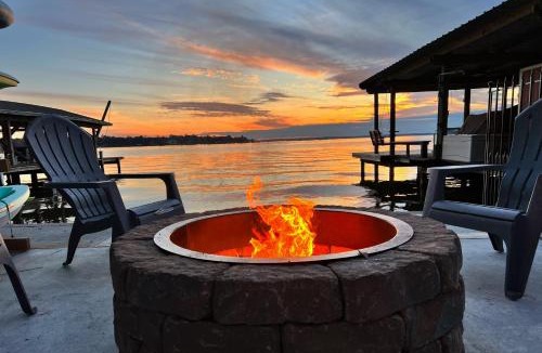 West Livingston House | 'Harbor Haven' w/Dock: Lake Livingston Home