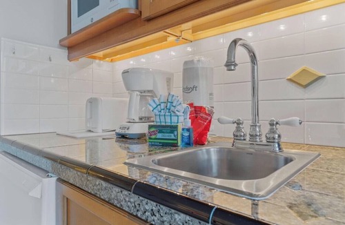 Baytowne Wharf Condo | Harbor Hideaway 3503-Cozy Studio-Sleeps 4