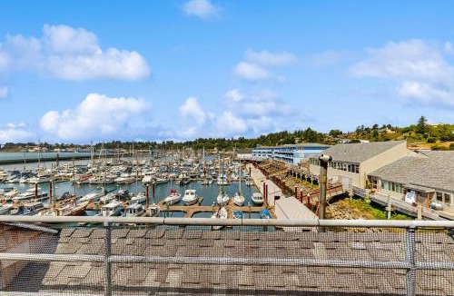 Historic Bayfront Hotel | Harbor Hideaway #C301