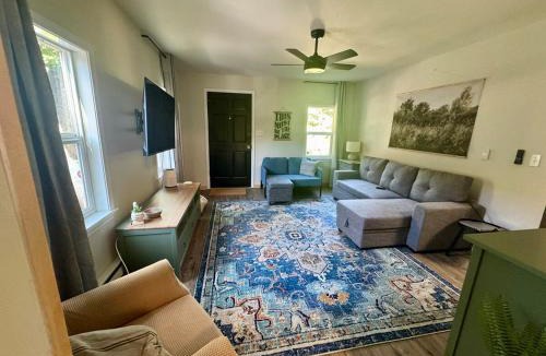 Retsil House | Harbor Hideaway