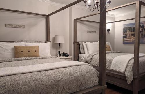 Town of Hounsfield Hotel | Harbor House Inn